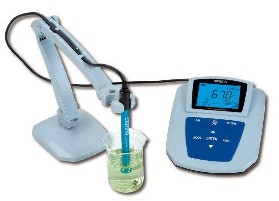 上海三信         MP511 实验室pH计